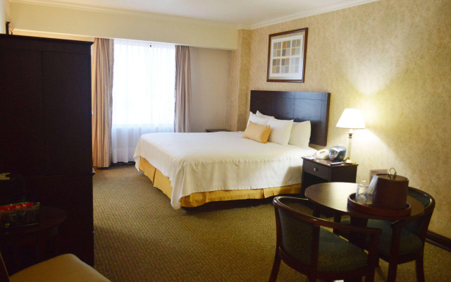 Best Western Plus Nuevo Laredo Inn & Suites