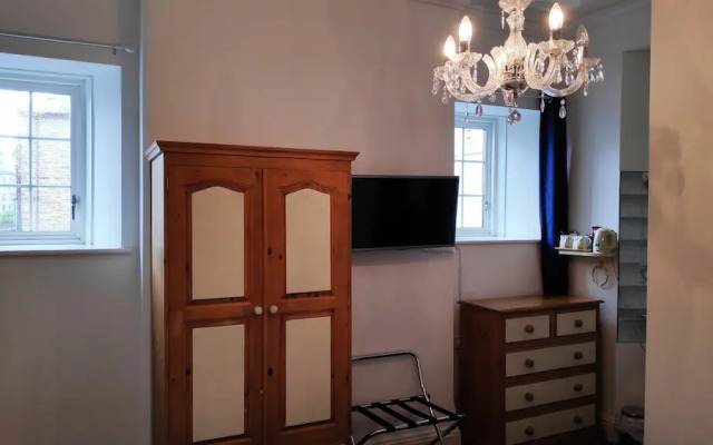 OYO Elnor Guest House