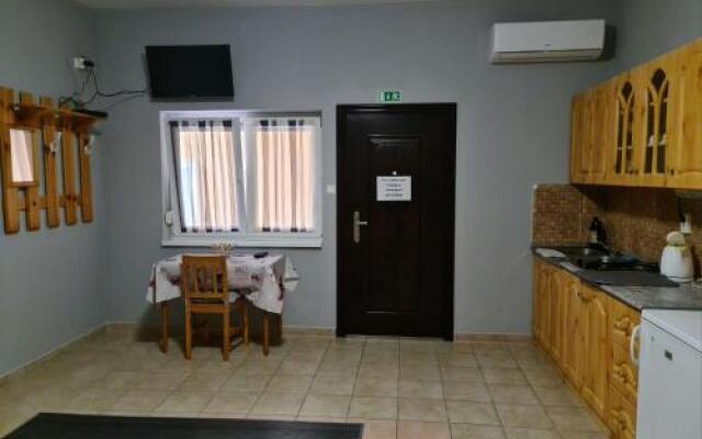 Amina Apartman