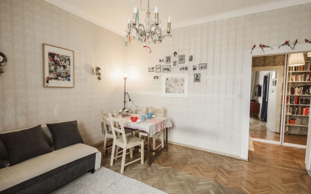 Old Town Charm Apartment