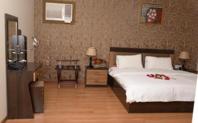 Manam Hotel Apartments