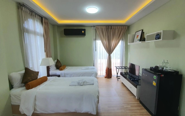 Daddy Dream Hotel and Residence