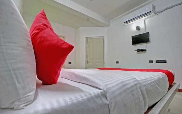 Sri Sharu Enclave By OYO Rooms