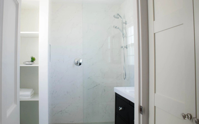 Cavendish Heights Suites