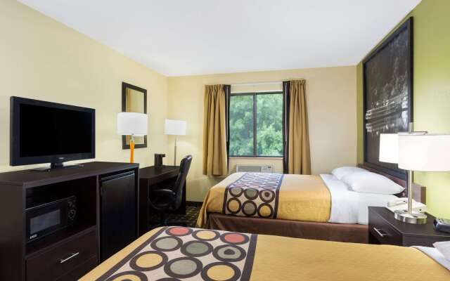 Super 8 by Wyndham Marietta