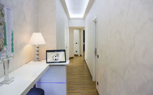 Luxury Rome Savini B&B