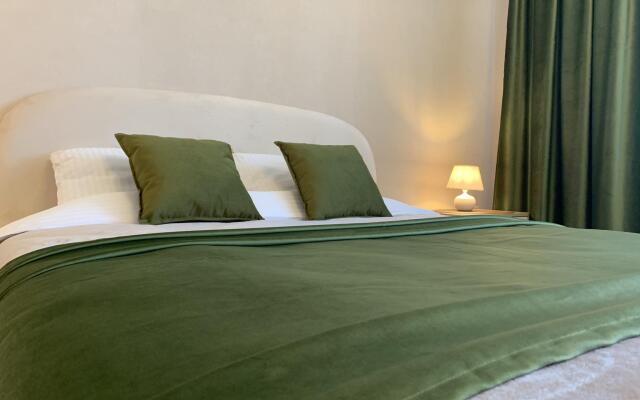 Апартаменты  на ул. Григория Булгакова, д. 8, корп. 1