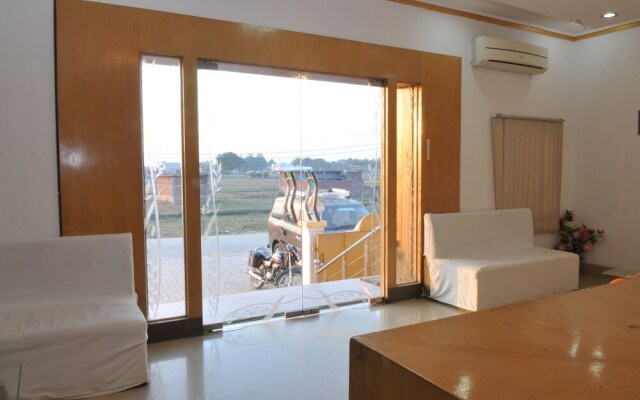 OYO 8802 Hotel Kanako International