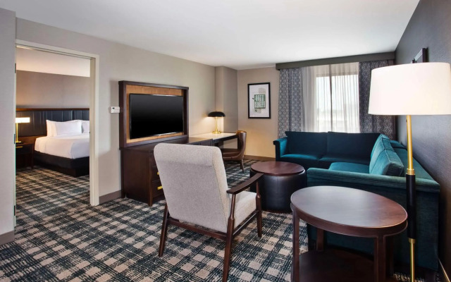DoubleTree by Hilton Lansing