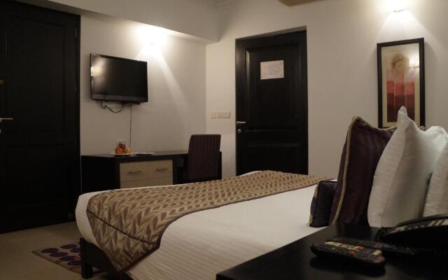 Sarovar Portico Surajkund