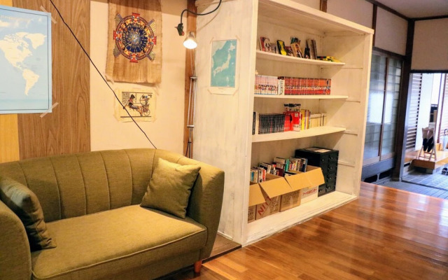 Guesthouse OBAMA21:00 - Hostel