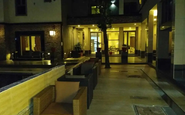 Mulligan Hotel
