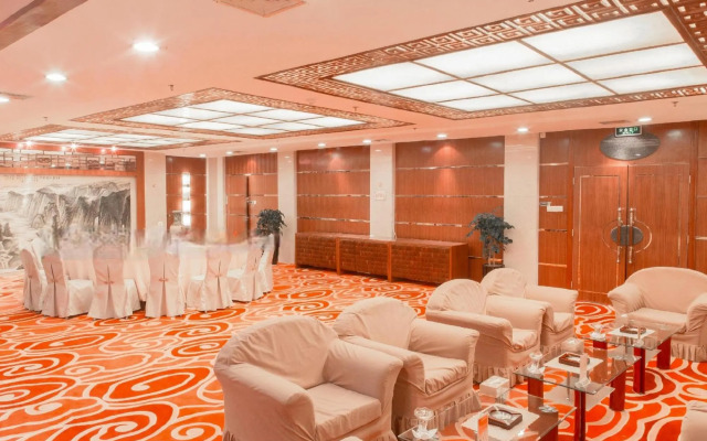 Xiongbao Hotel