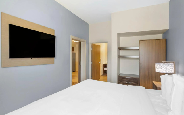 MainStay Suites North - Central York