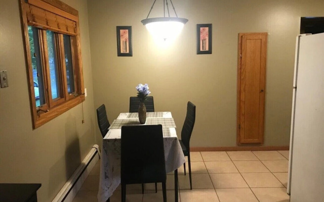 Updated and Cozy 2-bedroom in Rochester