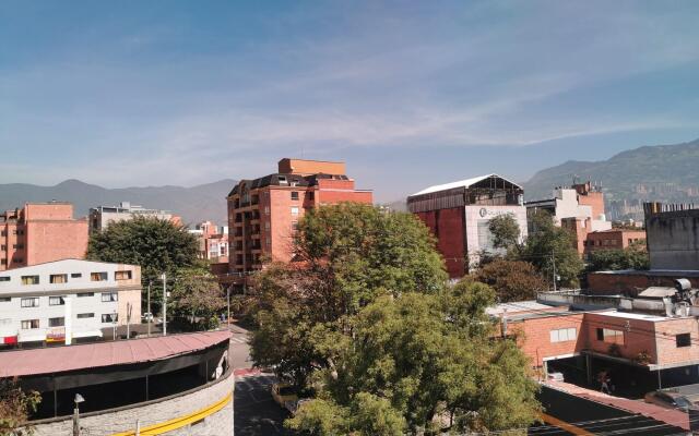 Eutopiq Hotel