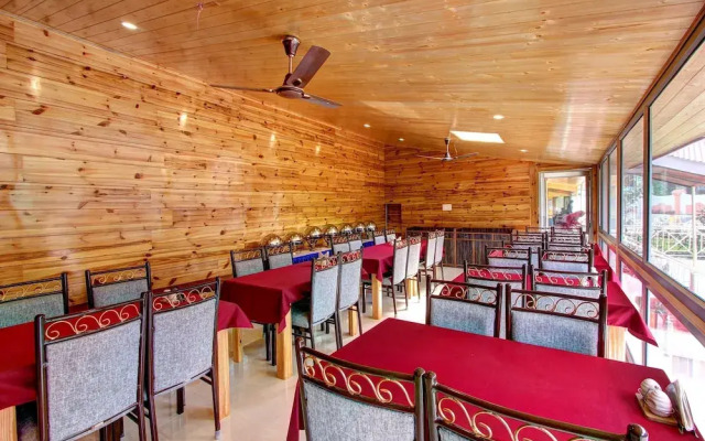 Hotel Monarch Residency Manali