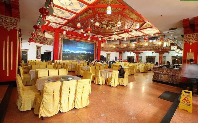 Shangri-la Zhaxidele Hotel