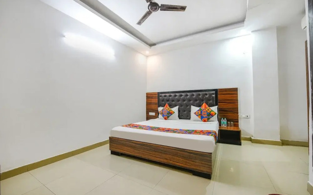 Fabhotel Glorify