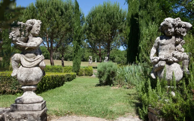 Domaine De Labarthe