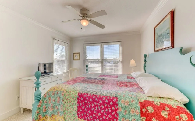 Four Palms by Distinctive Beach Rentals