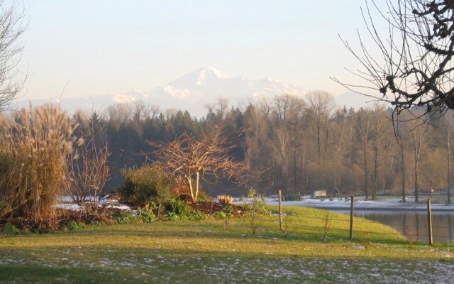 Fraser Riverview Holiday Apartment