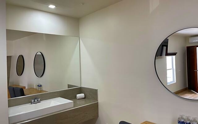 Hotel Plaza OSCARCEL