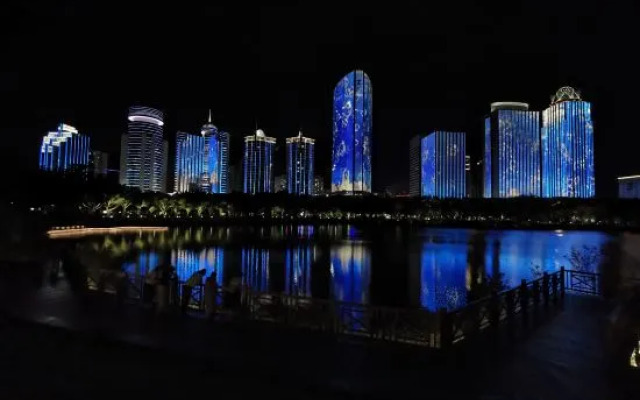 Real Madrid Yachts Holiday Hotel