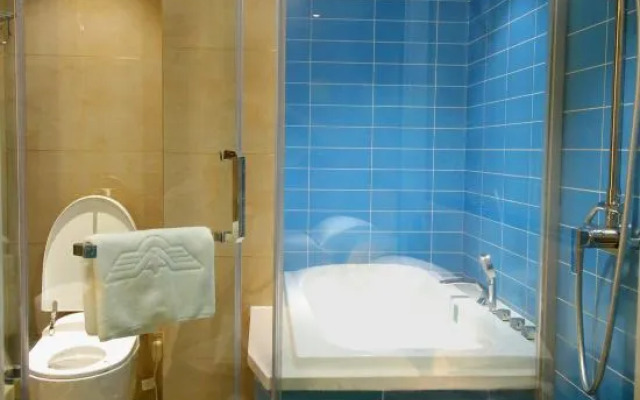Airport Hotel