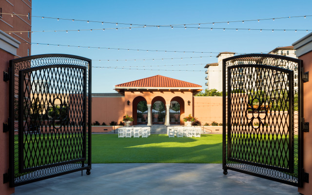 Rosewood Mansion on Turtle Creek