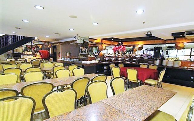 Adamson Park Hotel