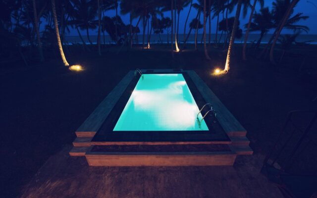 Ranna beach villa by FOX Resorts