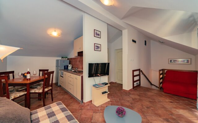 Apartment Bigovo Veljic-jaz