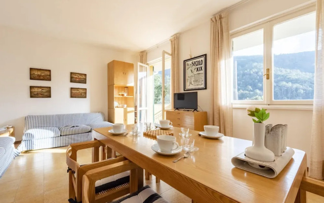 Peaceful Apartment In Deiva Marina