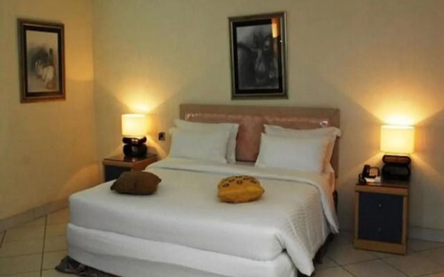 Royal Choice Inn