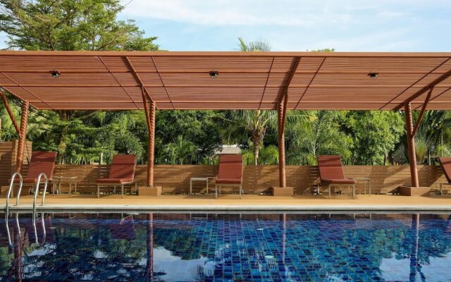 4 BR Private Villa in V49 Pattaya w/ Village Pool