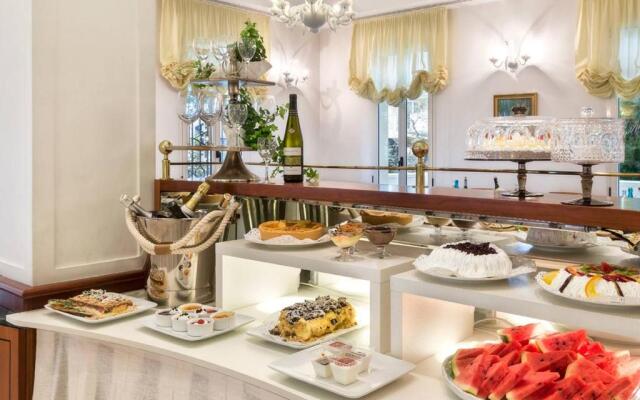 Novecento Suite
