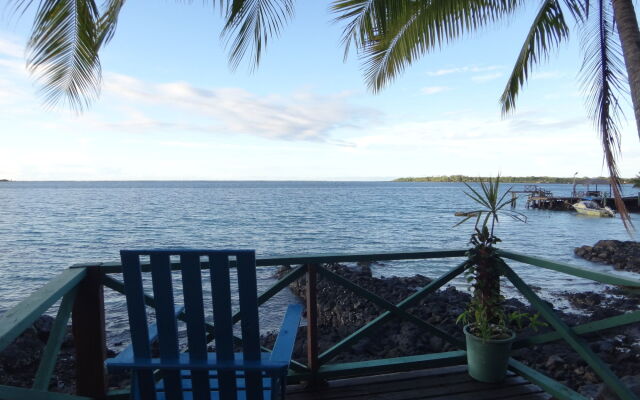 Va-i-moana Seaside Lodge