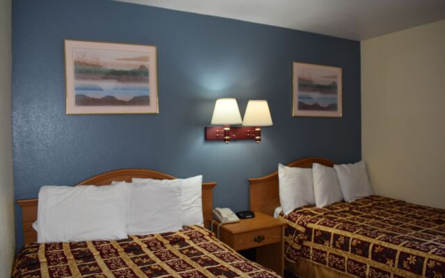 Travelers Inn Medford