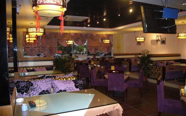 GreenTree Inn Hainan Haikou Chengmai Old Town Hotel