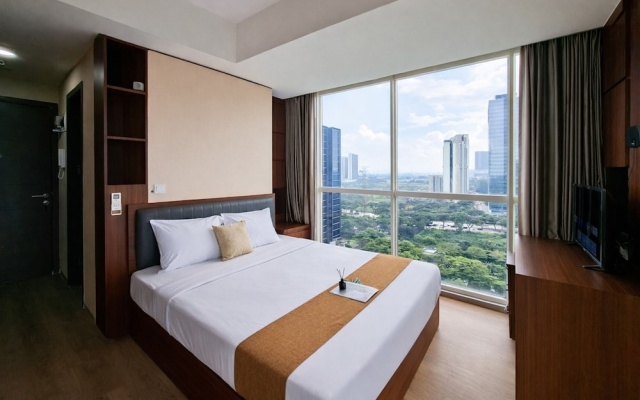 Wooden Accents Studio For 2 Pax At Pacific Garden Campus Town Apartment – Guest Rooms – Tangerang