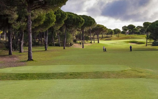 Bungalow espectacular garaje piscina y jacuzzi