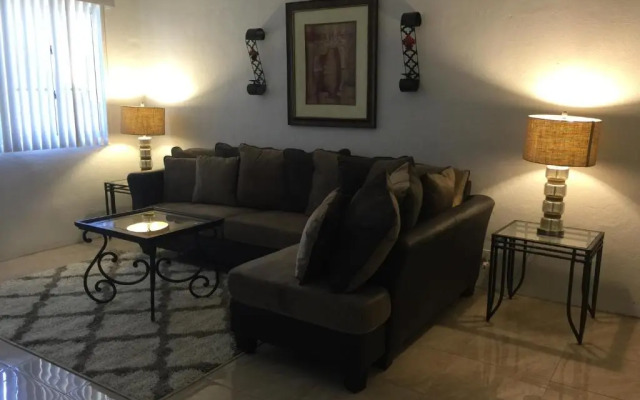 Beautiful 2 bedroom 1 bath
