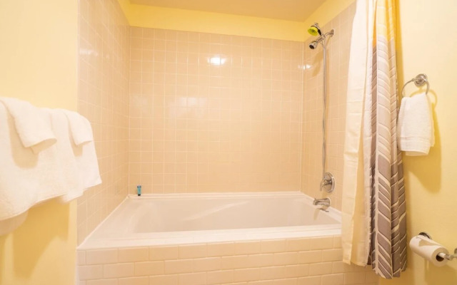 Tolovana Sands 3 Br condo by RedAwning