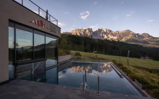 Moseralm Dolomiti Spa Resort