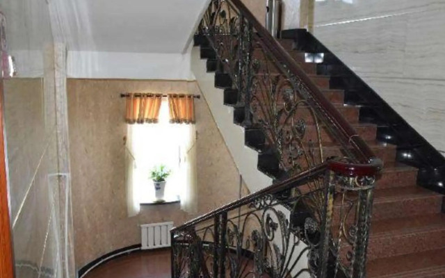Urumqi Xilaishun Hotel