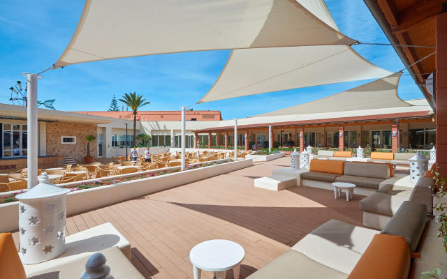 Protur Badia Park Aparthotel
