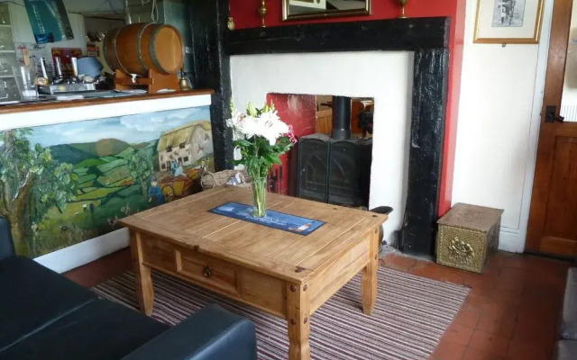 Mid Wales Inn