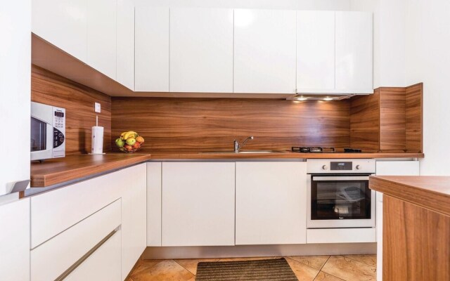Beautiful Home in Selce With Wifi and 2 Bedrooms