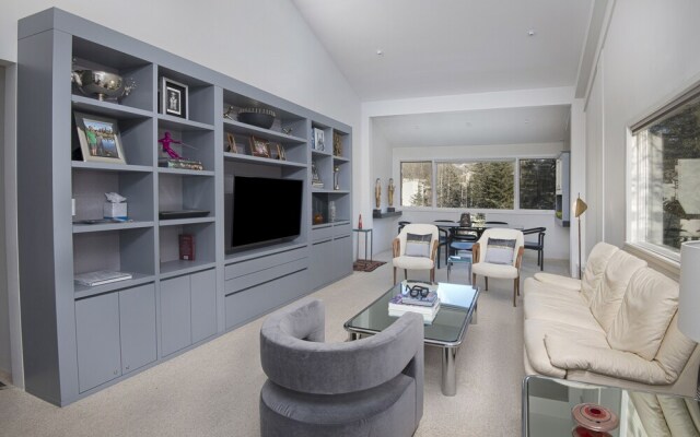 Lionshead Center #304 2 Bedroom Condo by RedAwning